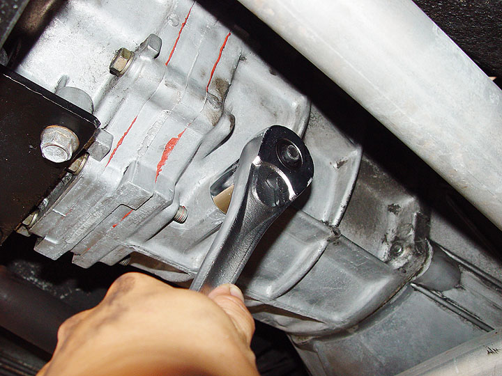 Manual transmission fluid change - Jeep Wrangler Forum