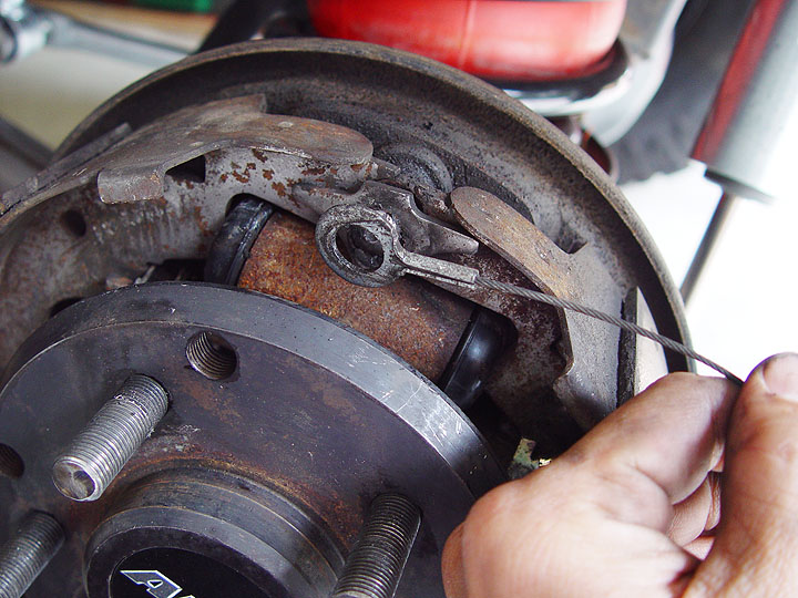 Jeep Rear Drum Brake Remove - Install and Adjust