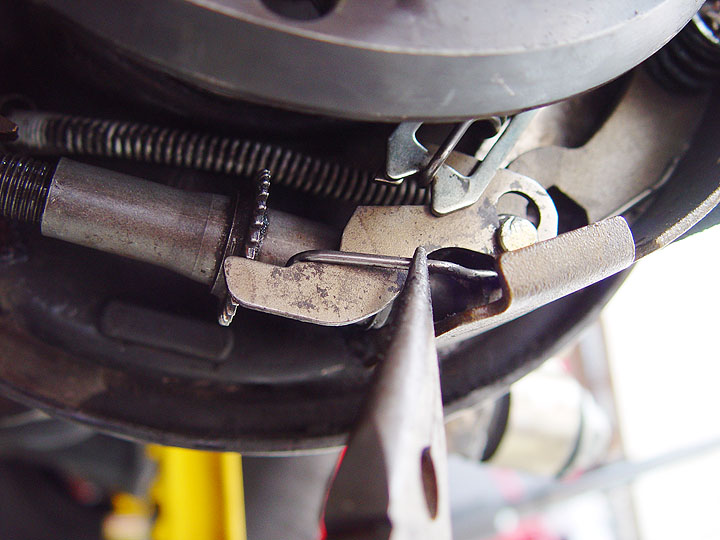rear drum brake adjuster lever help | Jeep Enthusiast Forums